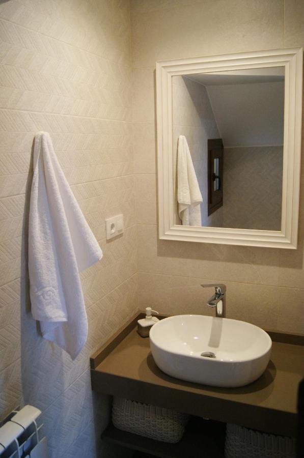 Apartamentos Rurales Penon Blanco Penerudes Exterior foto